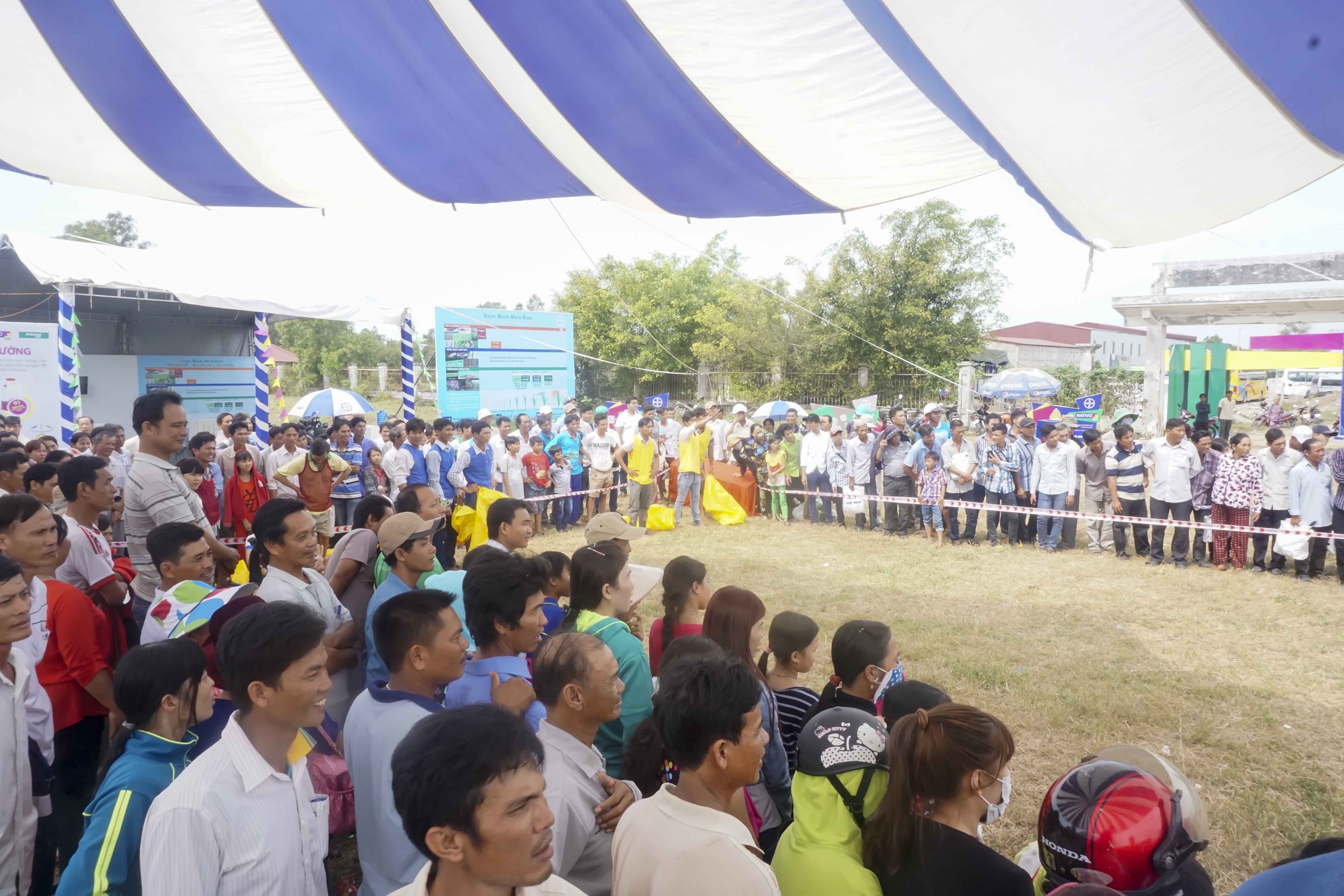 Trò chơi tại ngày hội An Giang